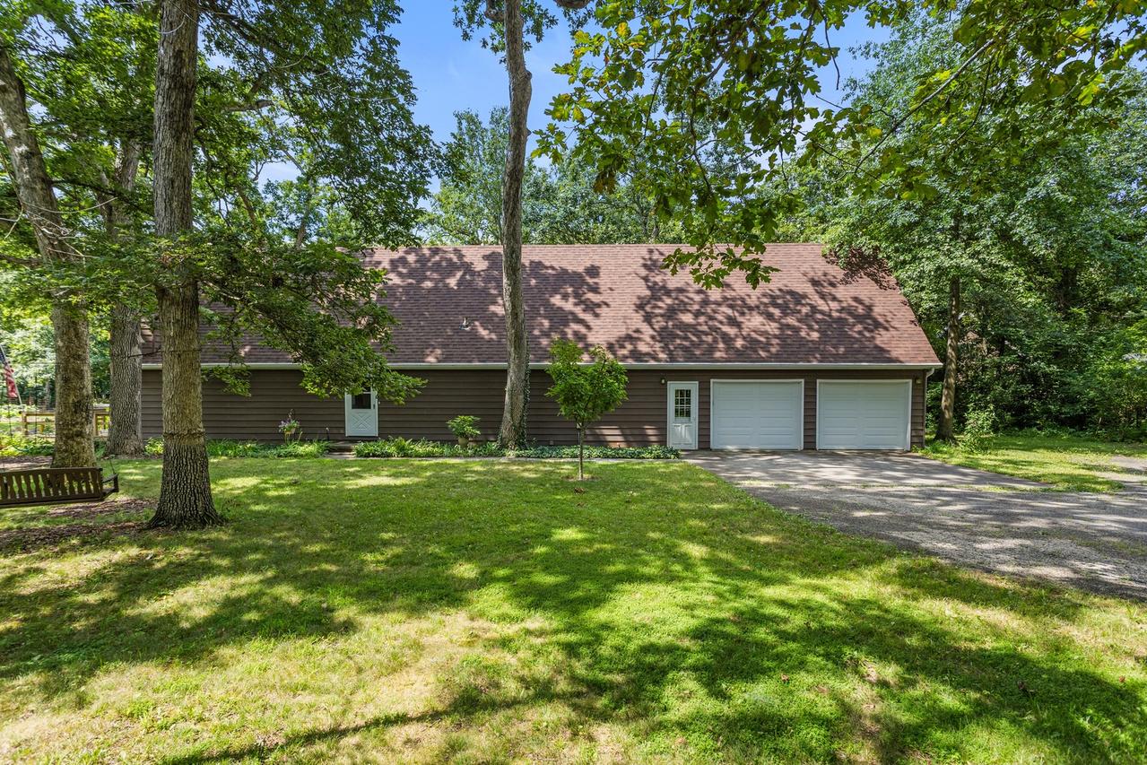 667 County Road 3350, Fisher, IL 61843