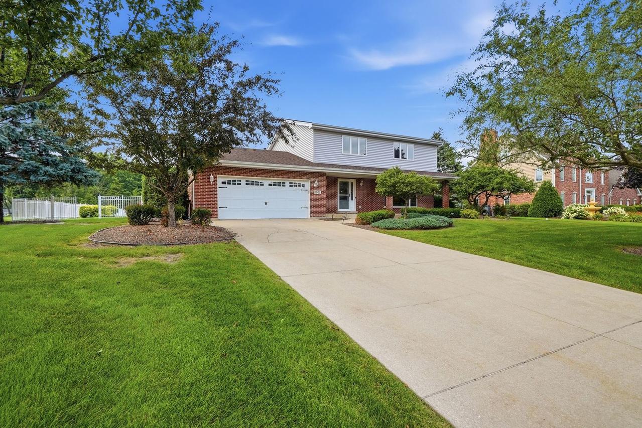 1801 Pheasant Ln., New Lenox, IL 60451