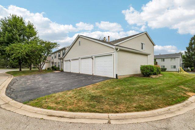 657 Thorntree Ct. #C2, Bartlett, IL 60103