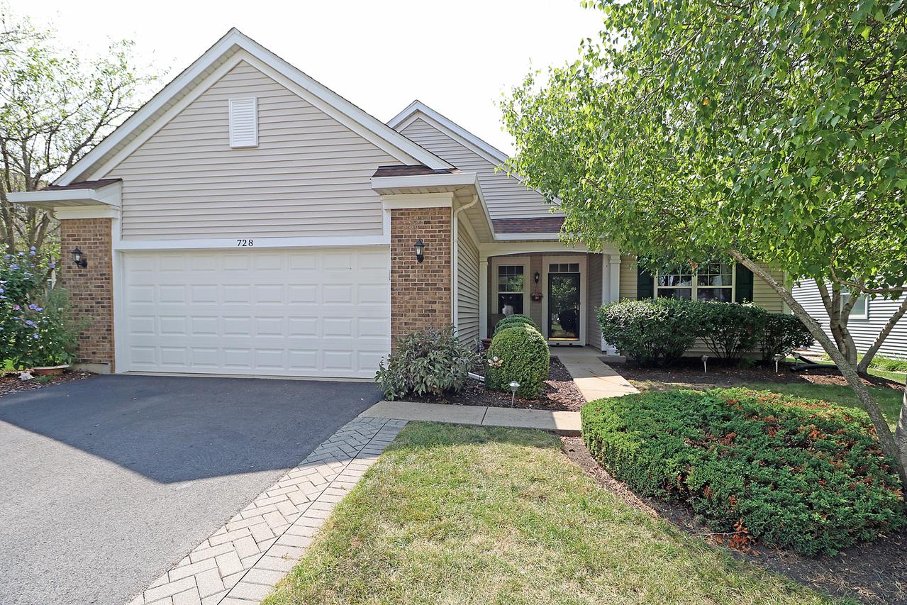 728 Holland Ln., Romeoville, IL 60446