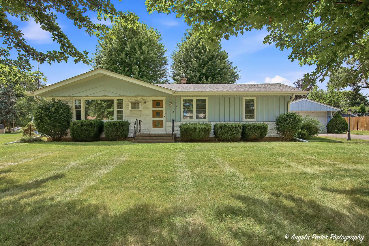 303 N Green St., Mchenry, IL 60050