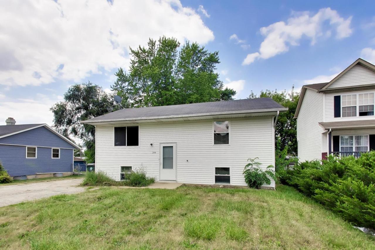 344 Bridgewood Dr., Antioch, IL 60002