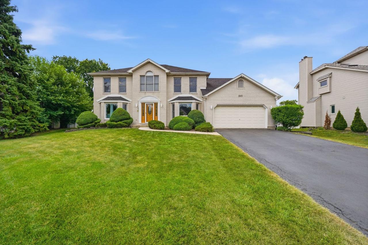 567 Warbler Dr., Bolingbrook, IL 60440