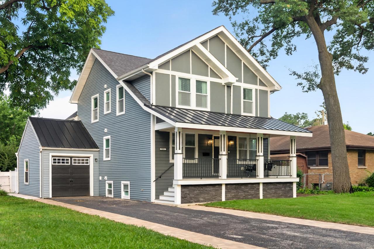 741 S Ardmore Ave., Villa Park, IL 60181