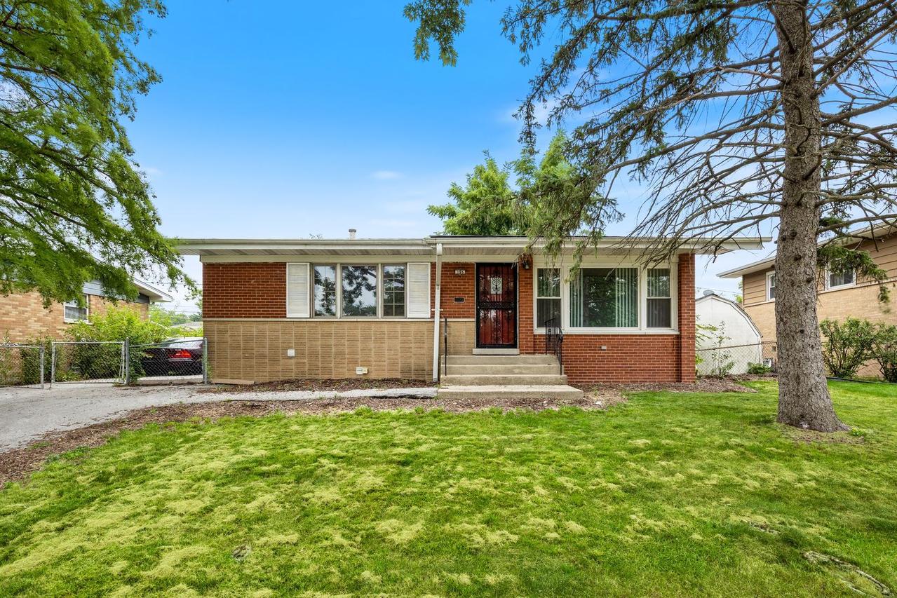 196 Craig Dr., Chicago Heights, IL 60411