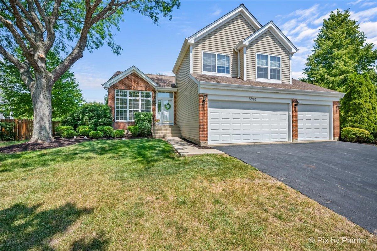3995 Springlake Ct., Lake In The Hills, IL 60156