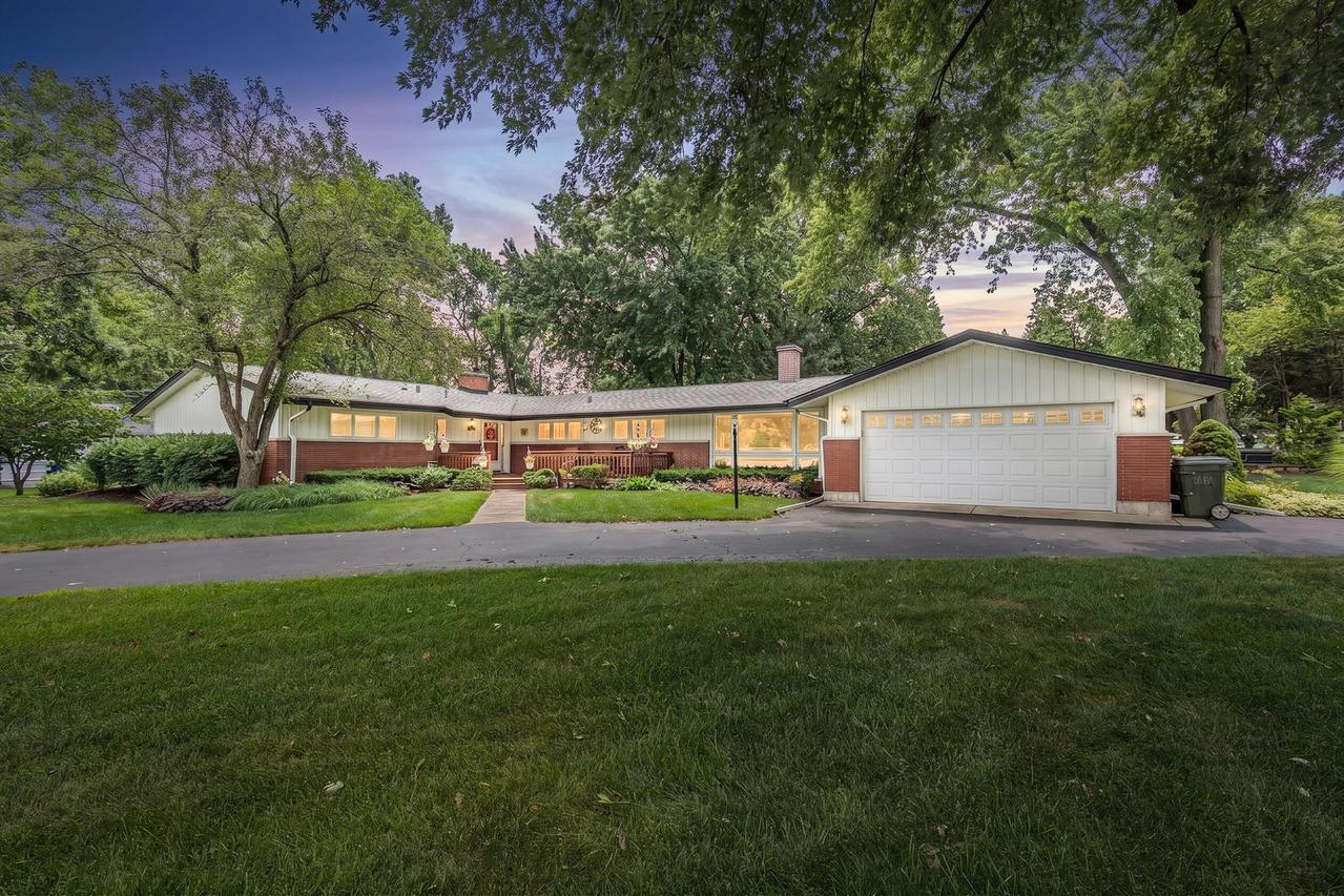 12501 S 74th Ave., Palos Heights, IL 60463