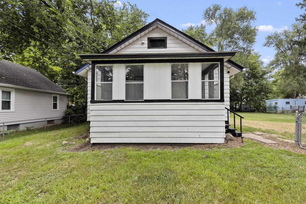 2738 Marshall St., Rockford, IL 61109