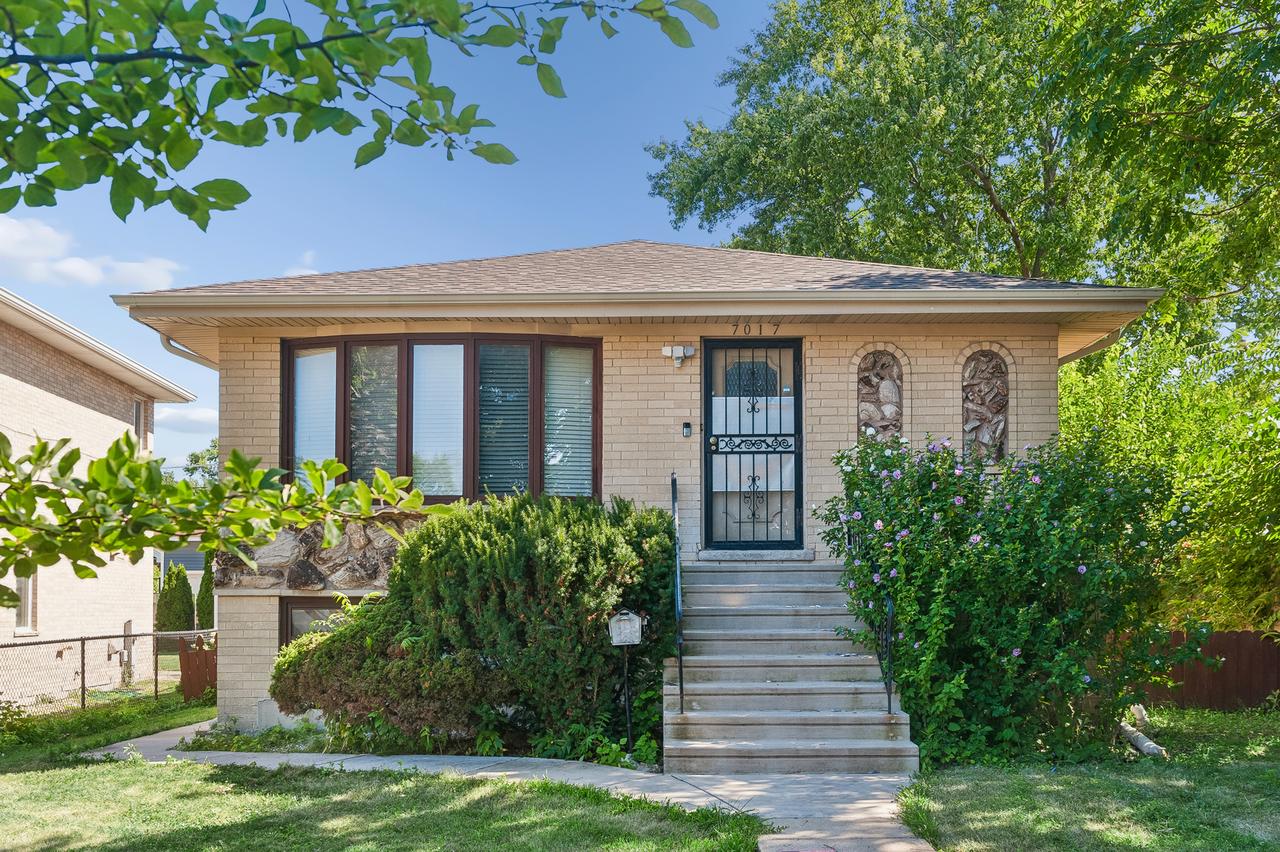 7017 W Jarvis Ave., Niles, IL 60714