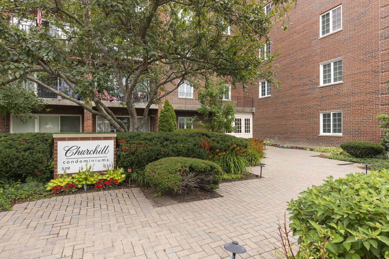 515 N Main St. #3CS, Glen Ellyn, IL 60137