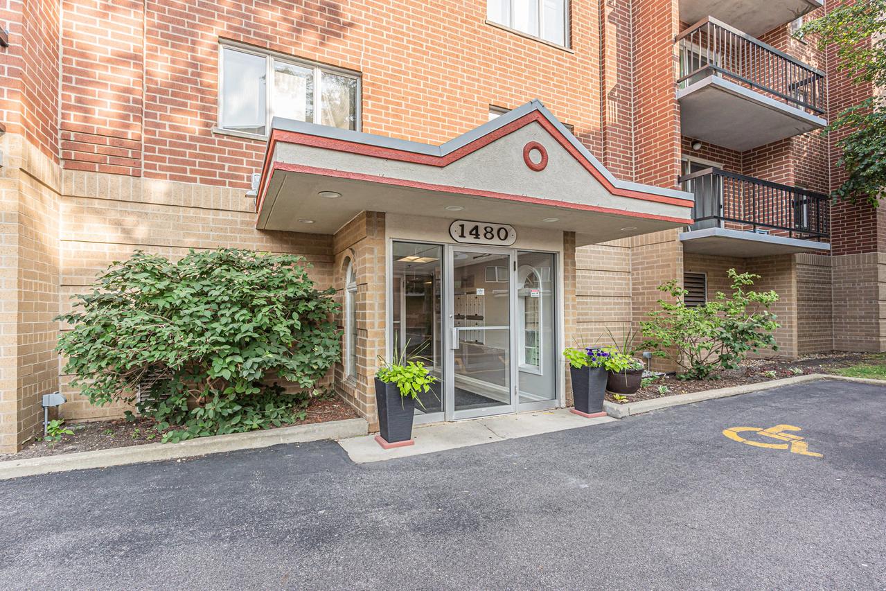 1480 Jefferson St. #401, Des Plaines, IL 60016