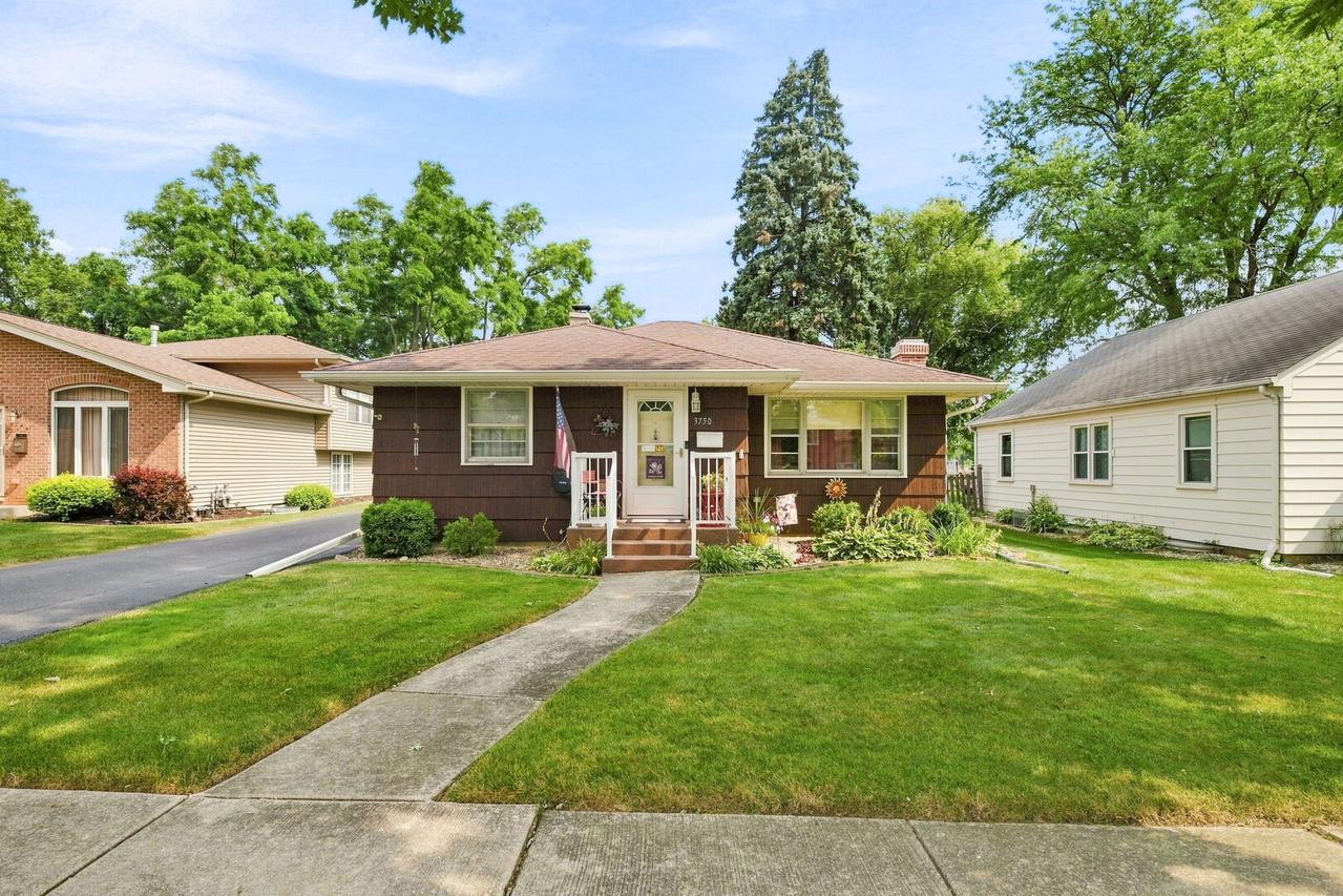 3750 215th St., Matteson, IL 60443