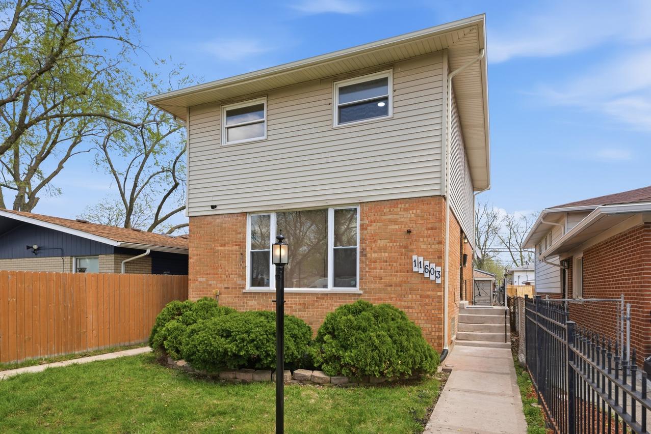 11603 S Loomis St., Chicago, IL 60643
