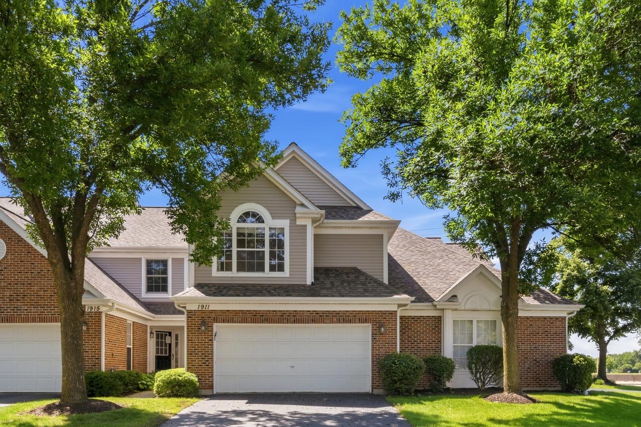 1911 N Silver Lake Rd., Arlington Heights, IL 60004