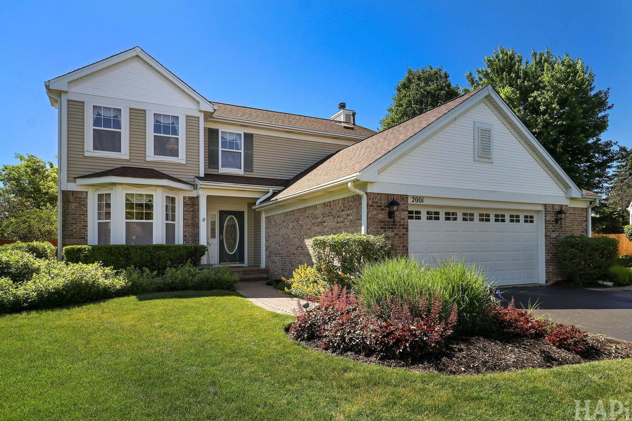 2001 Sparrow Cir., Round Lake, IL 60073