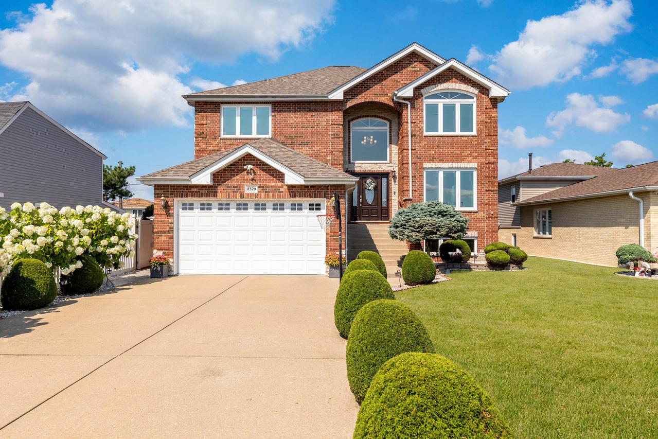 8320 S 79th Ave., Justice, IL 60458