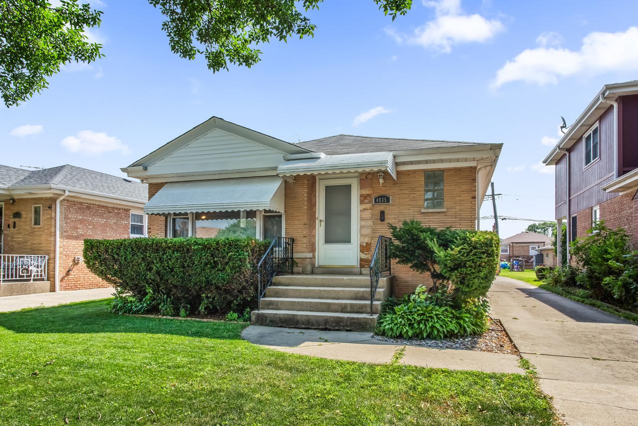 4835 N Nordica Ave., Chicago, IL 60656