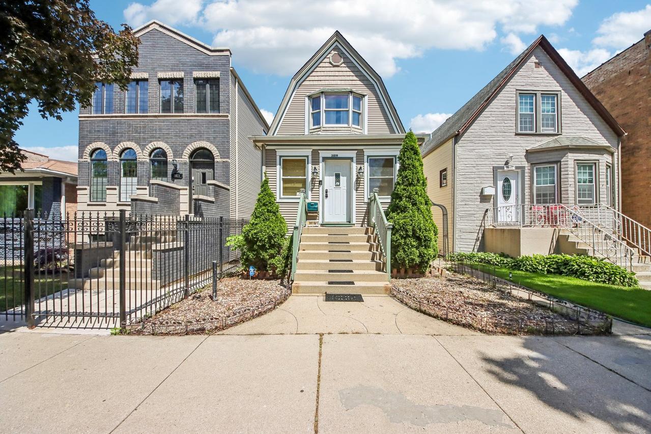 3819 N Kilpatrick Ave., Chicago, IL 60641