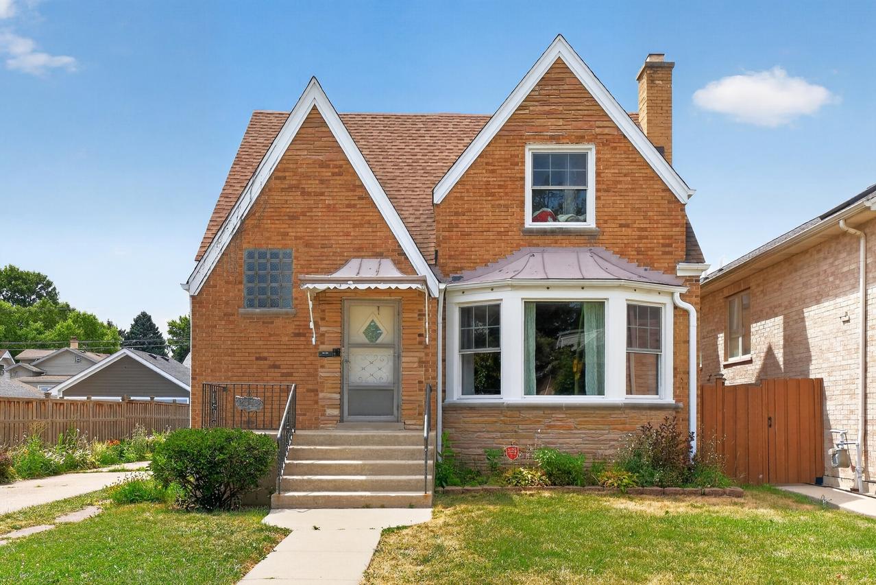 2642 N Nordica Ave., Chicago, IL 60707