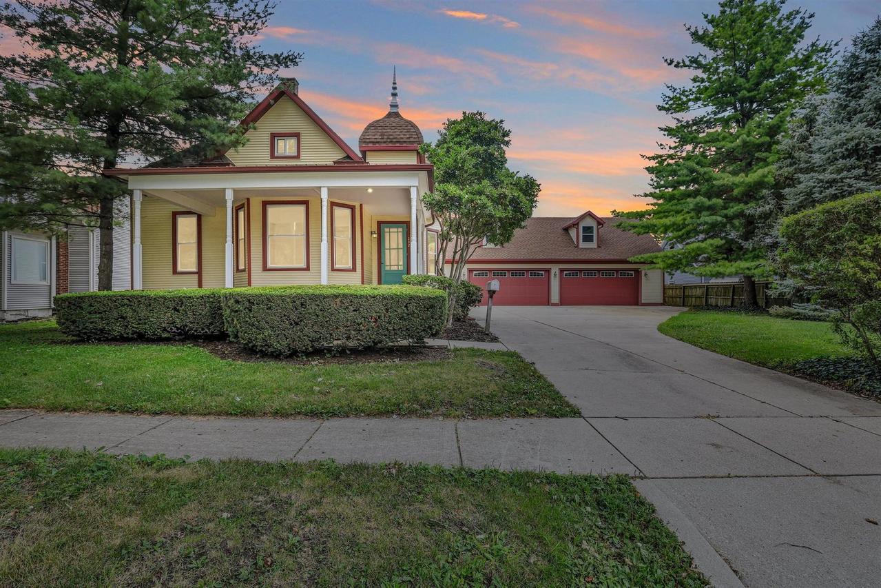 202 E Daggy St., Tuscola, IL 61953