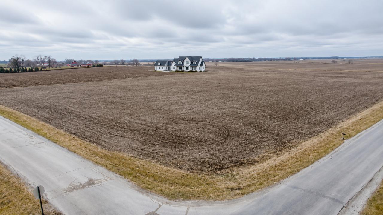 24671 S Kankakee St., Manhattan, IL 60442