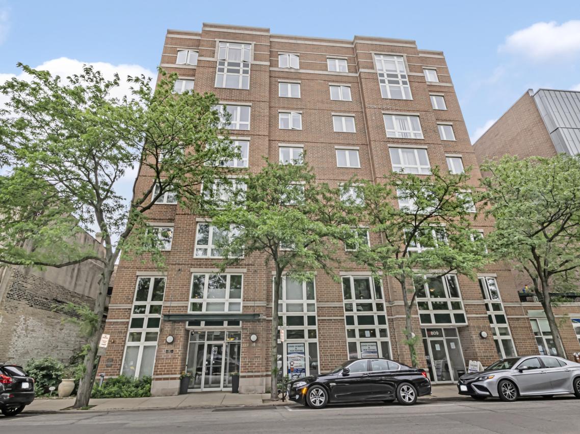 811 Chicago Ave. #308, Evanston, IL 60202