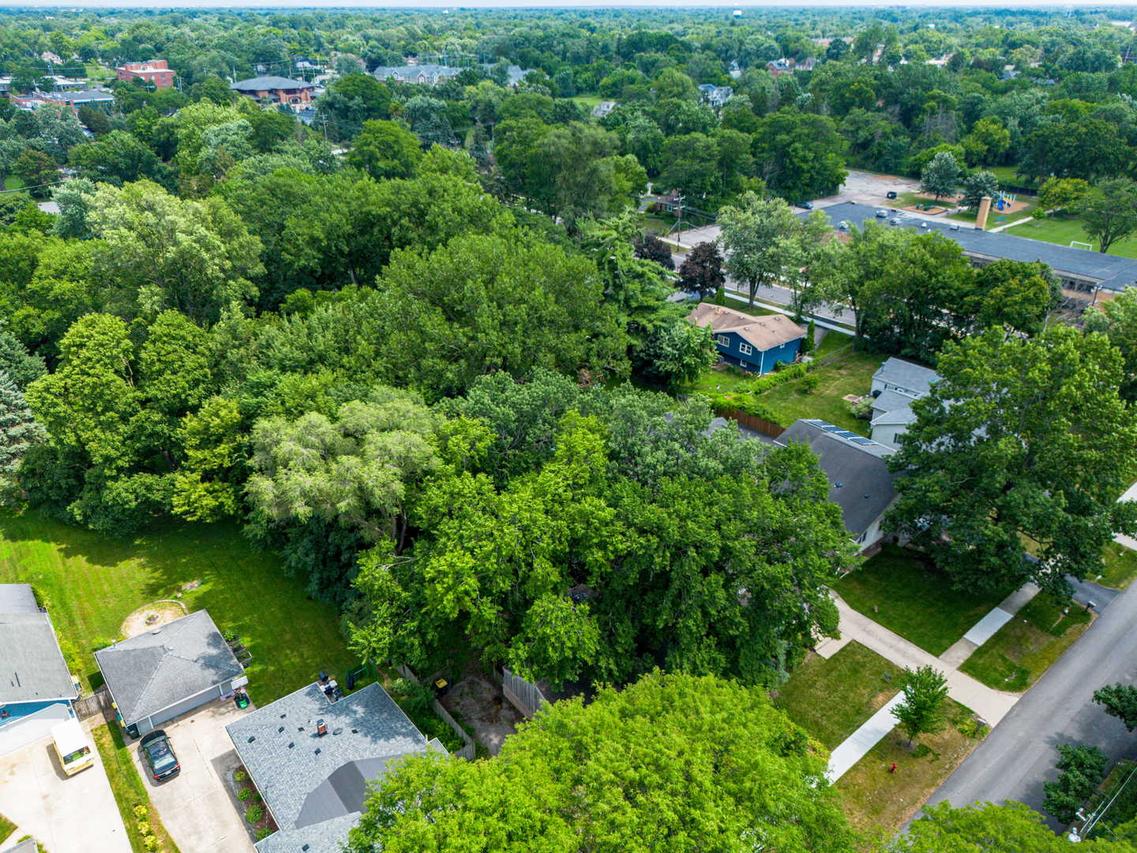 509 N Washington St., Westmont, IL 60559