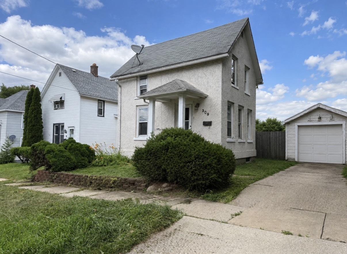 309 Adams St., Rockford, IL 61107