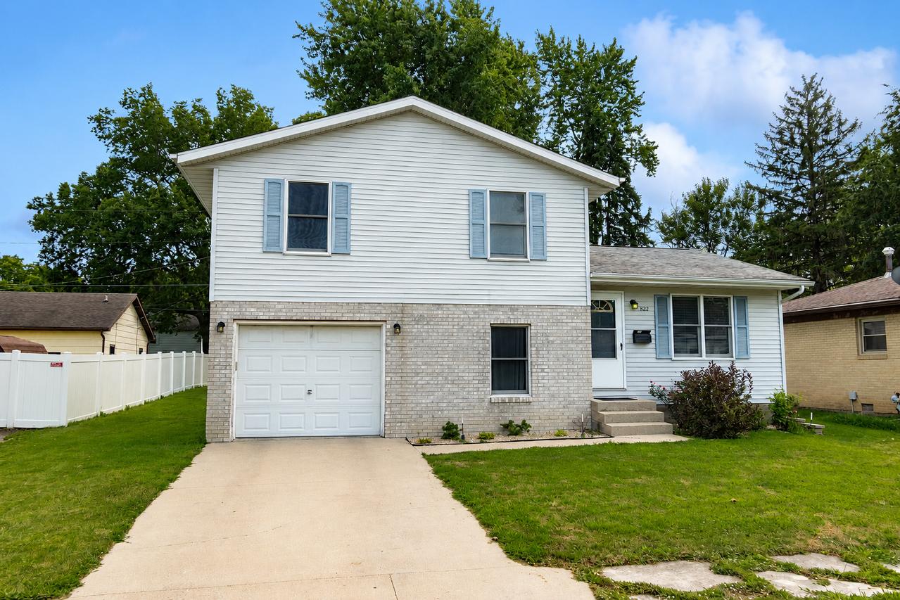 822 E Washington St., Pontiac, IL 61764