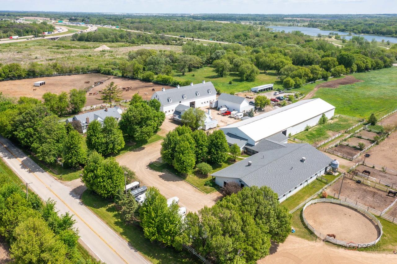 41955 N Mill Creek Rd., Wadsworth, IL 60083