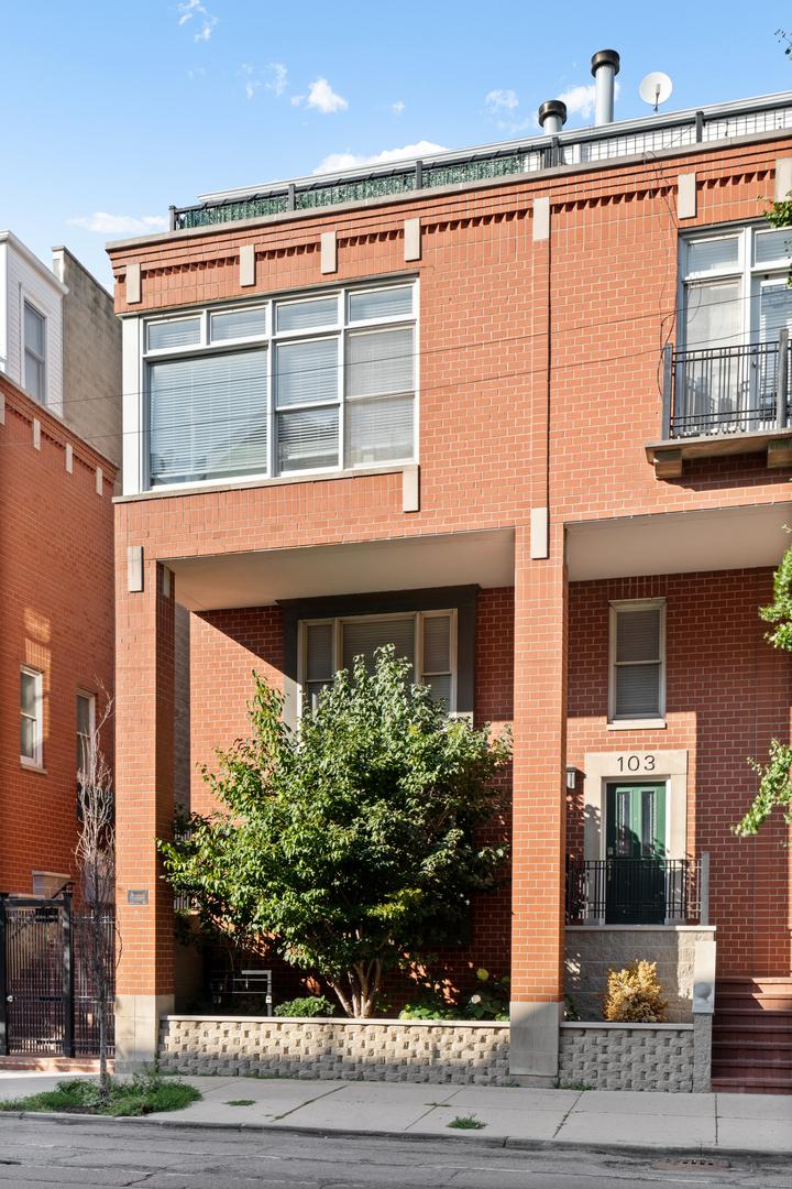 2843 N Lincoln Ave. #103, Chicago, IL 60657