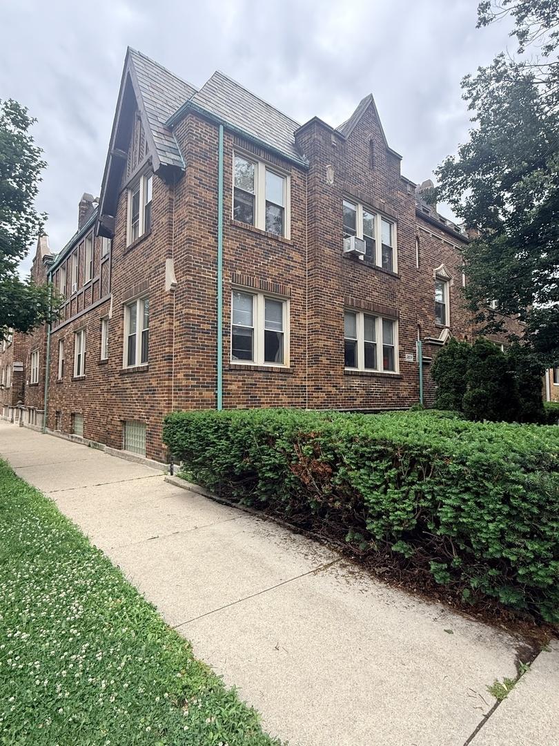 2859 N Kostner Ave. #1, Chicago, IL 60641