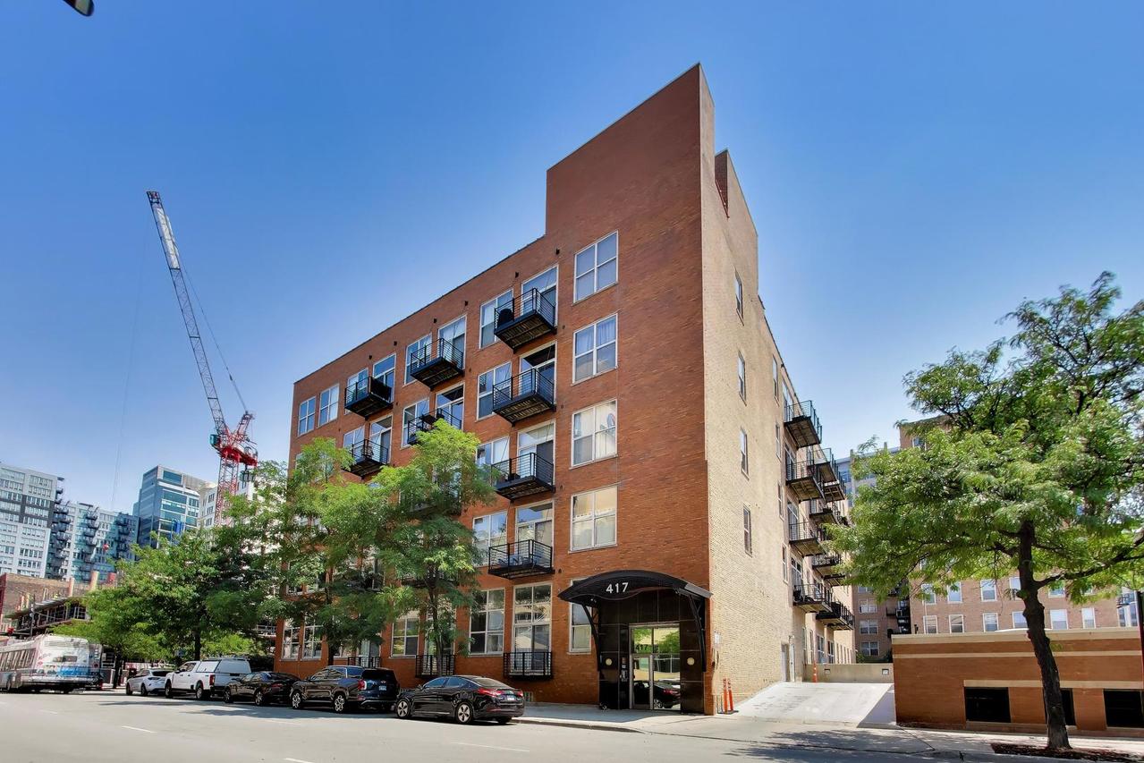 417 S Jefferson St. #102B, Chicago, IL 60607