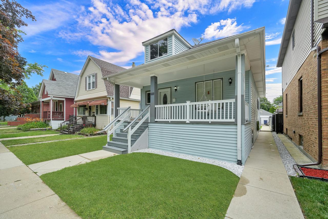 2715 S 61st Ave., Cicero, IL 60804