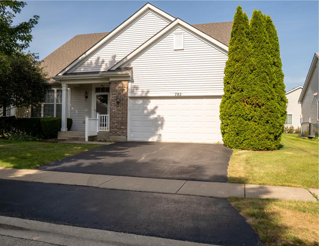 782 S Baldwin Ln., Romeoville, IL 60446