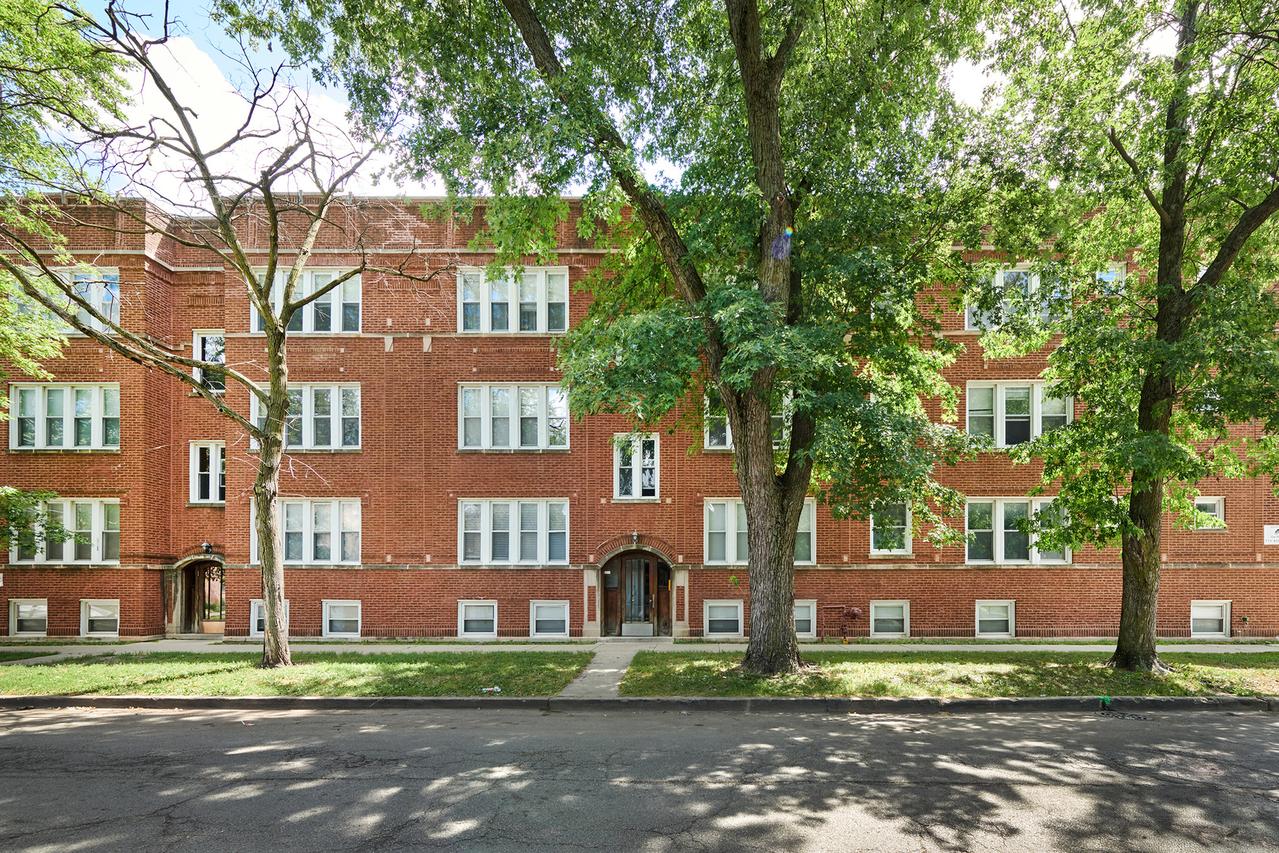 7209 N Damen Ave. #3, Chicago, IL 60626