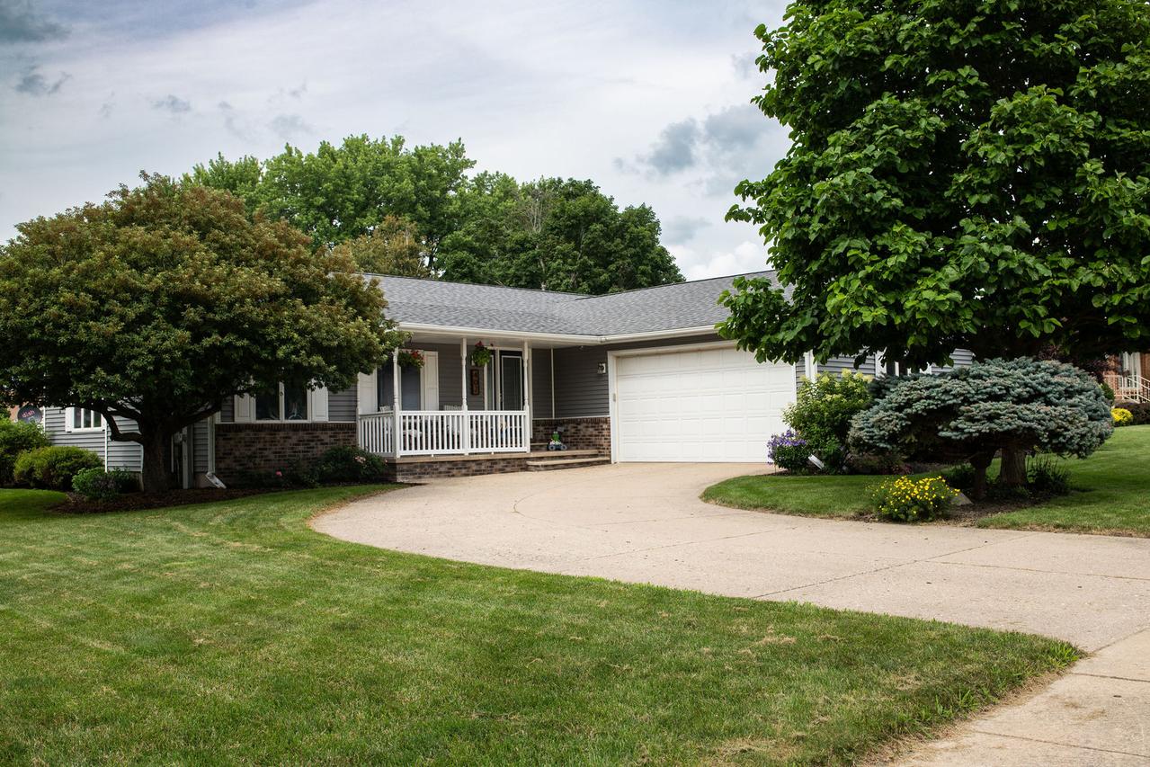 402 Kilmer St., Ashton, IL 61006