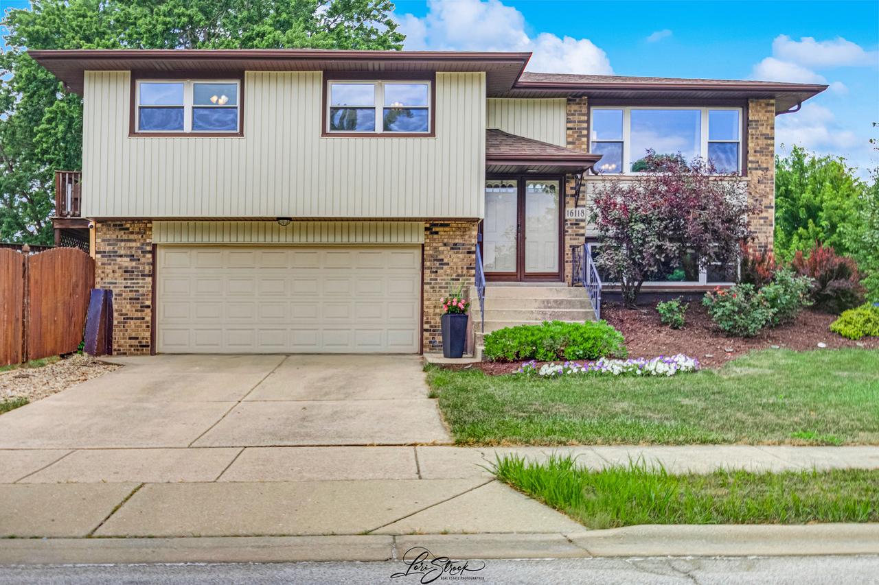 16118 76th Ave., Tinley Park, IL 60477