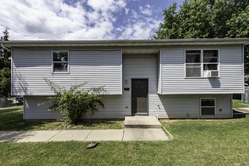 929 Adams St., Waukegan, IL 60085