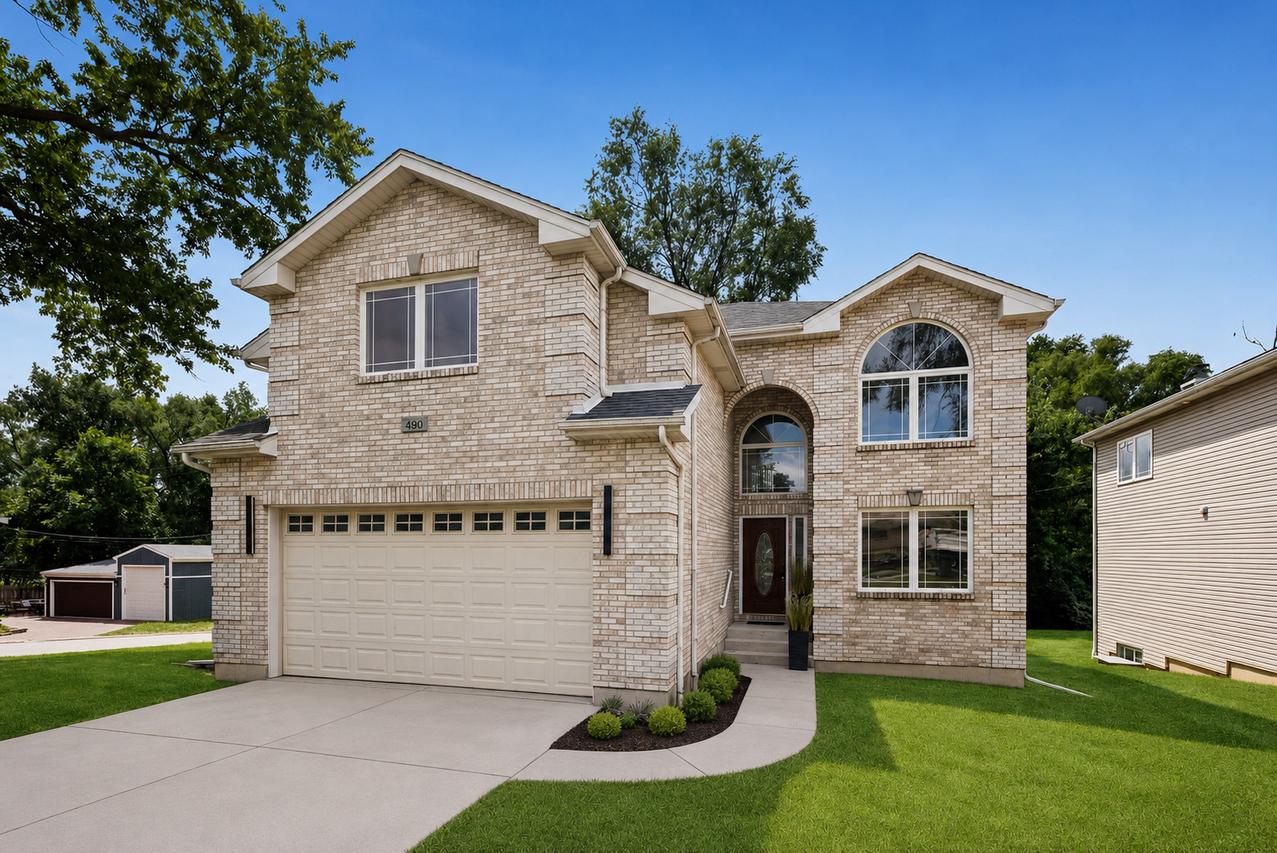 490 E Red Oak St., Bensenville, IL 60106