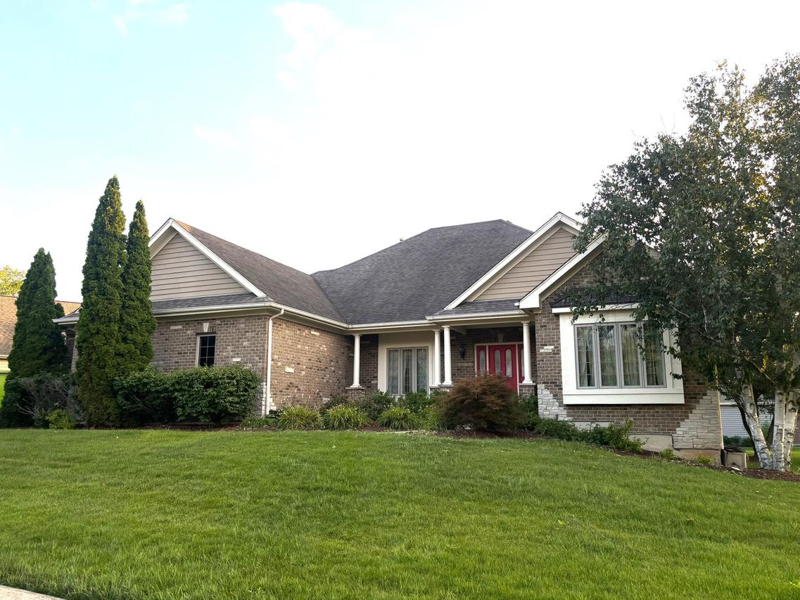 720 Evergreen Ln., Sugar Grove, IL 60554