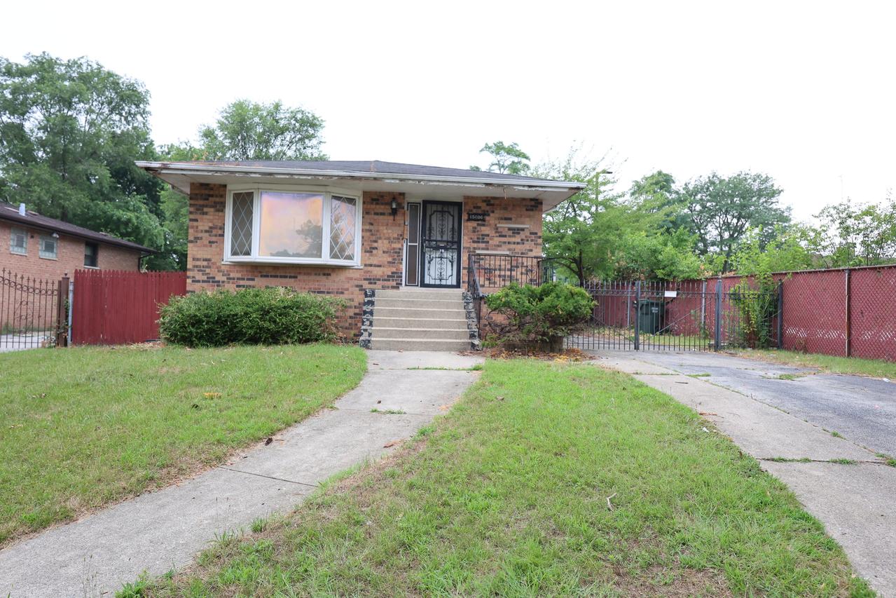 15026 Diekman Ct., Dolton, IL 60419