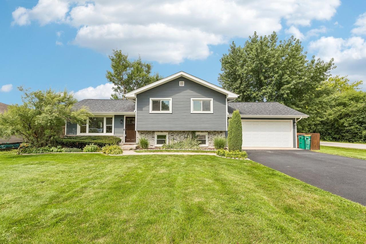0N210 Prince Crossing Rd., West Chicago, IL 60185