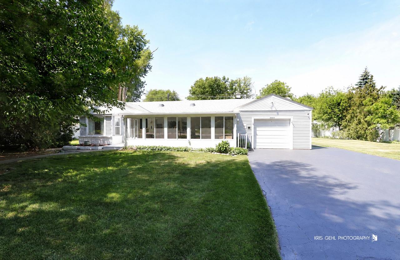 21452 W Sarah Dr., Lake Villa, IL 60046