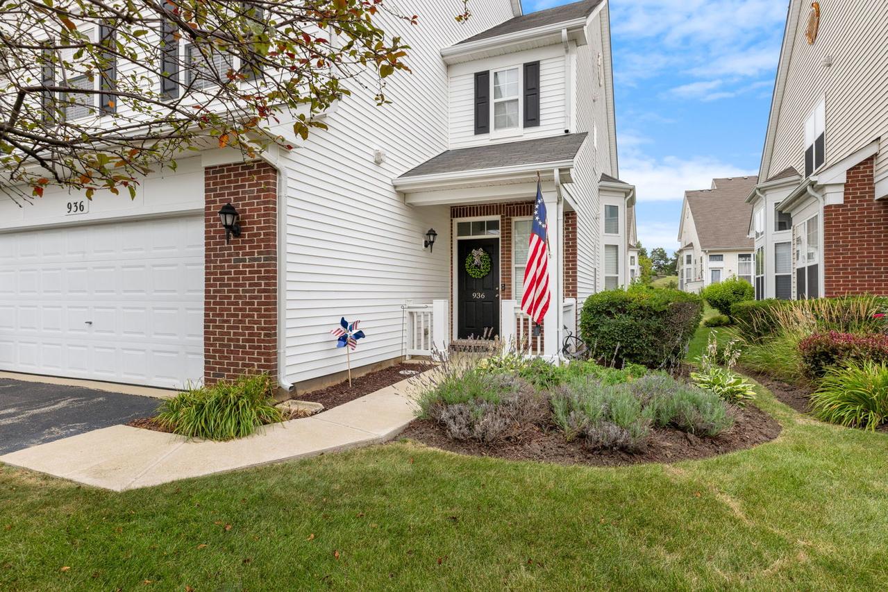 936 Bluebell Cir., Joliet, IL 60431