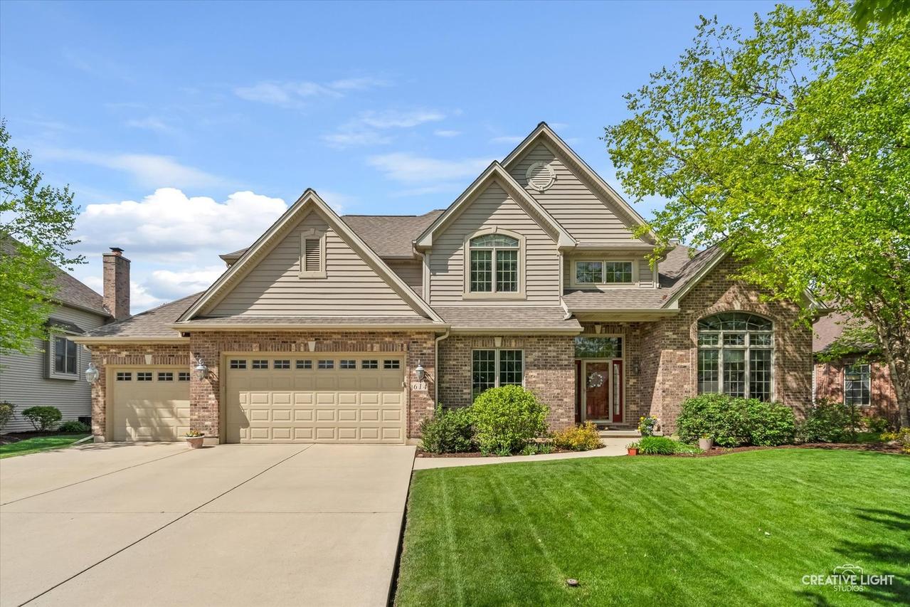 614 Pine St., Sugar Grove, IL 60554