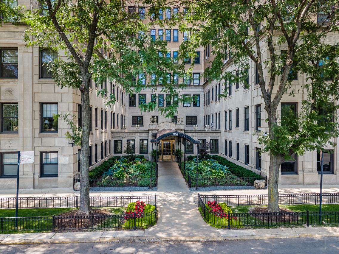 3520 N Lake Shore Dr. #3K, Chicago, IL 60657
