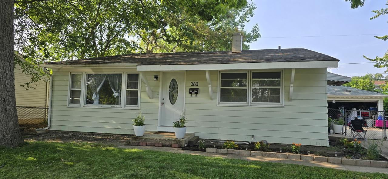 360 Tee Ln., Carpentersville, IL 60110