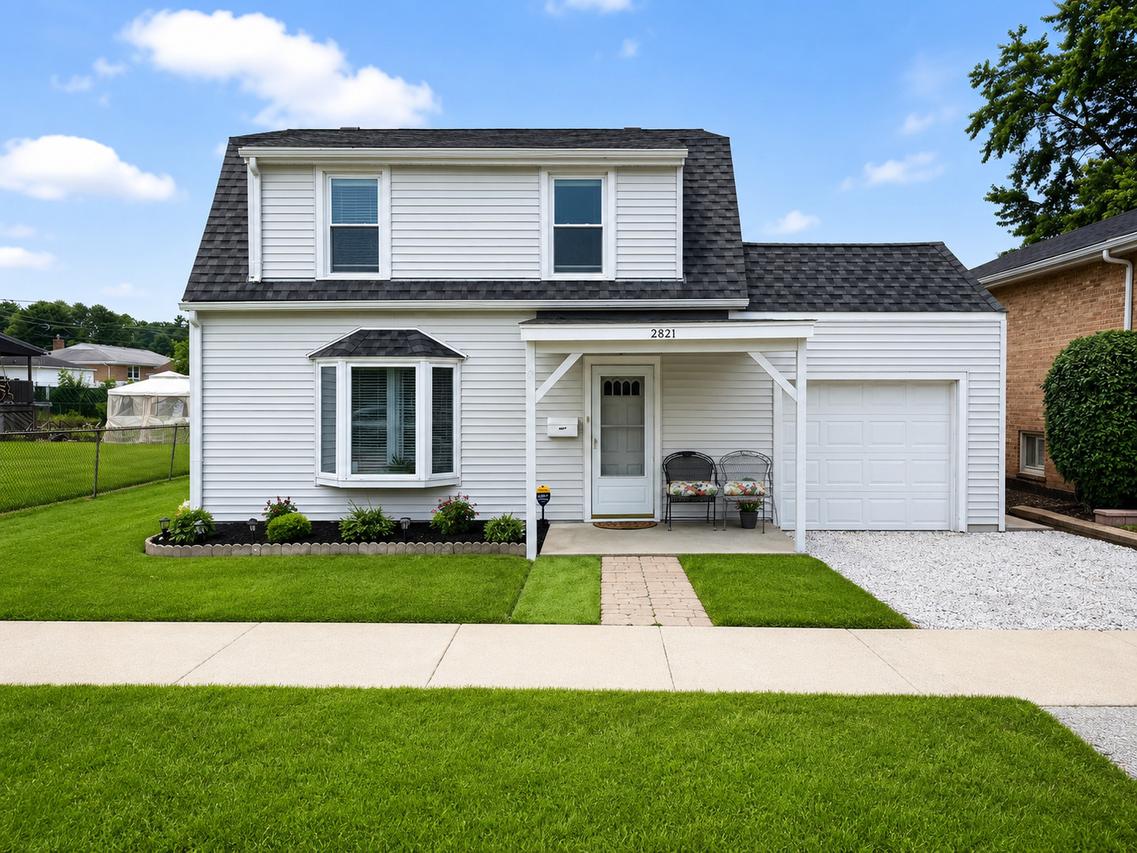 2821 W 102nd St., Evergreen Park, IL 60805