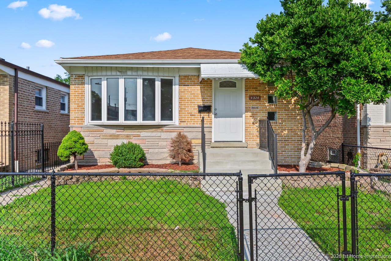 4324 S Keating Ave., Chicago, IL 60632